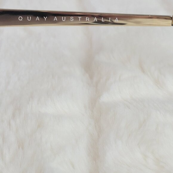 QUAY // ltd ed jlo collaboration white rose gold mirror lens ivory frame cateyes
